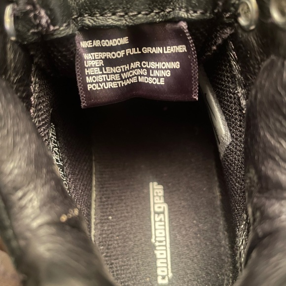 Nike Airmax Goadome Boots kids Size 10 - Picture 11 of 11